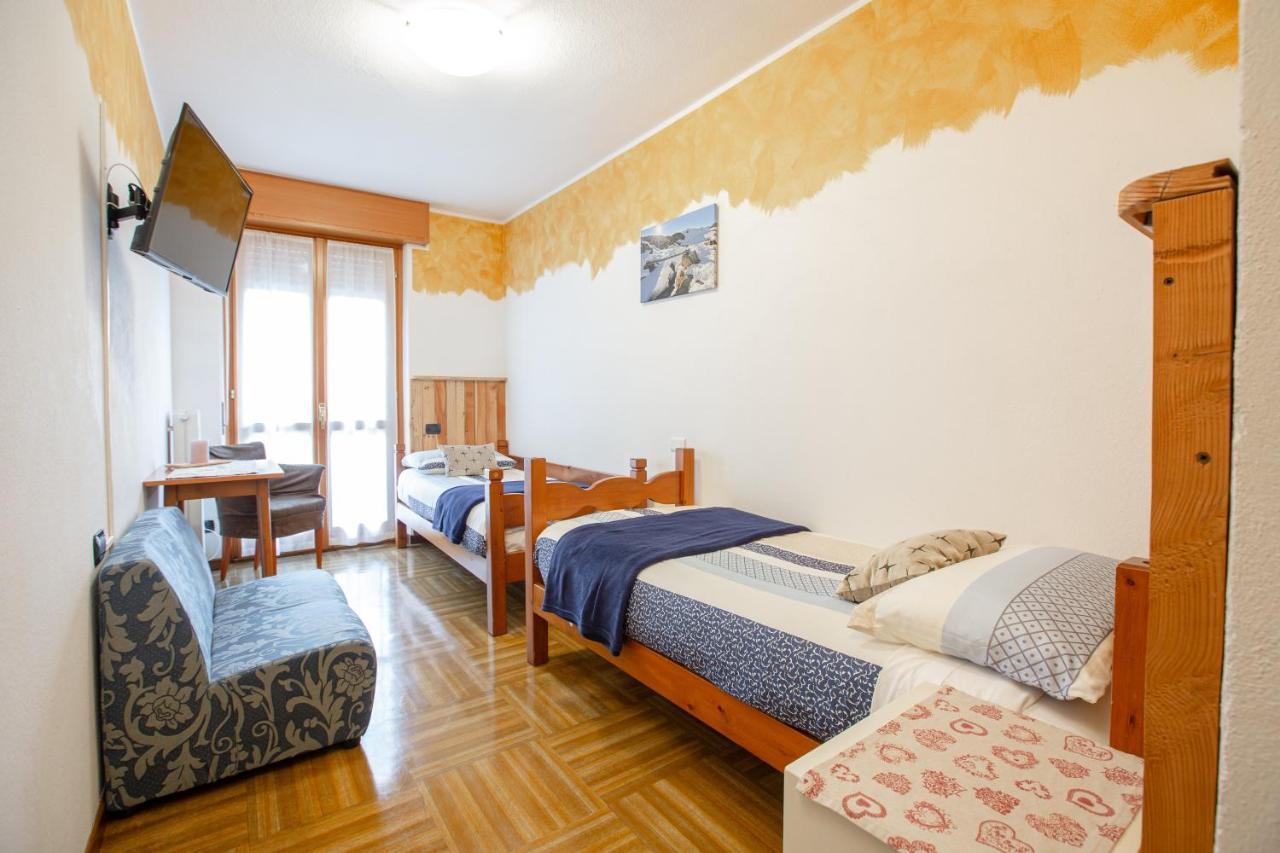 Hotel Biancospino Lanzada Exteriér fotografie